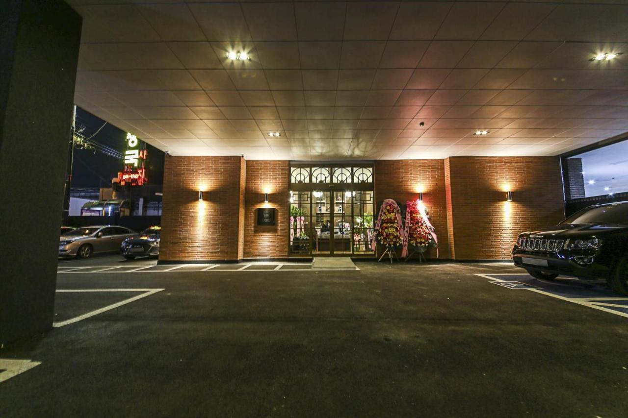 Lerocherrouge Hotel Chuncheon Ngoại thất bức ảnh